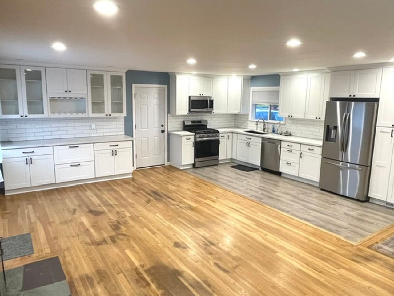 2600 Southwest 121st Place - Photo 3 of 24