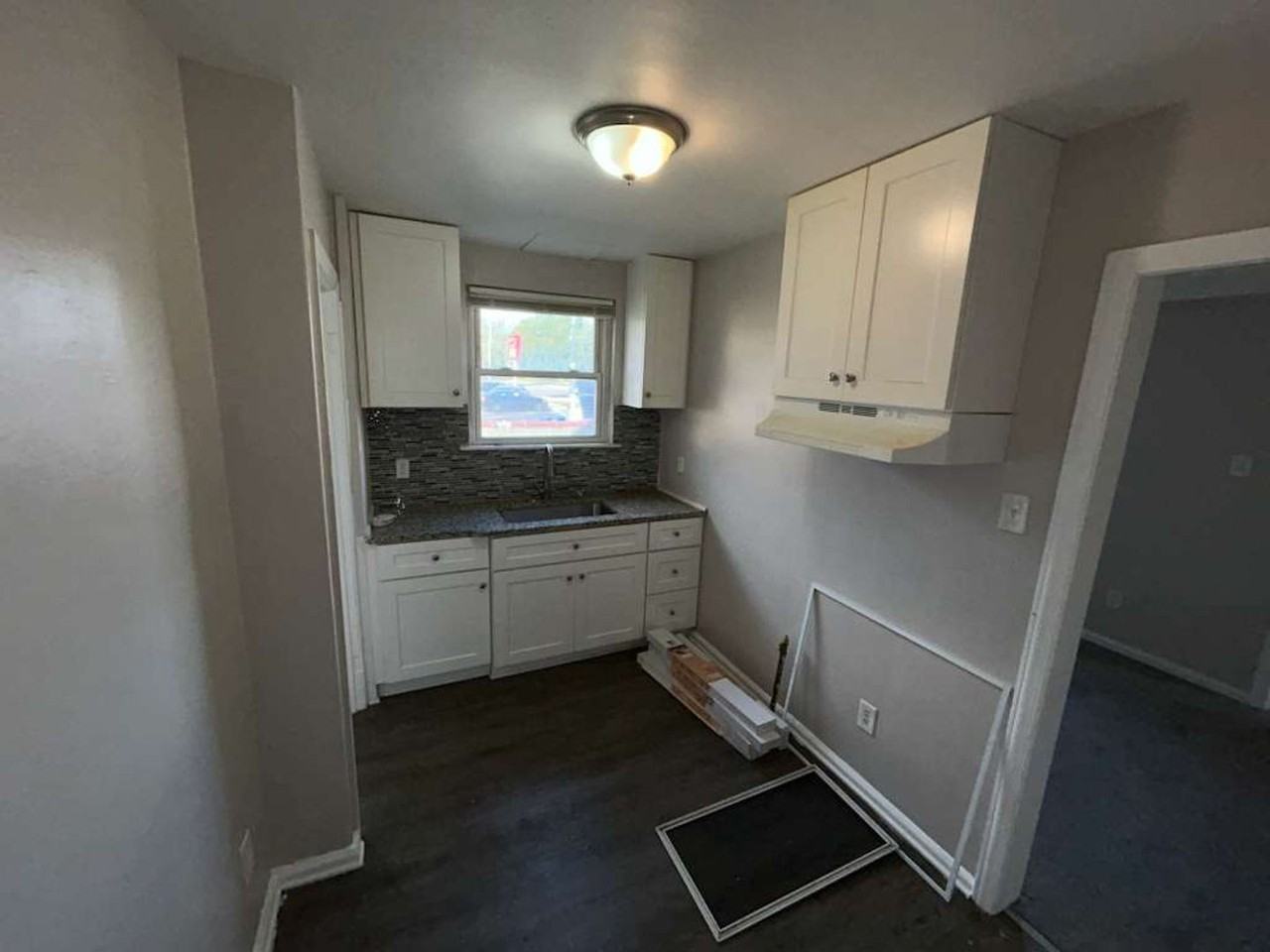 13621 Ashton Rd - Photo 4 of 14