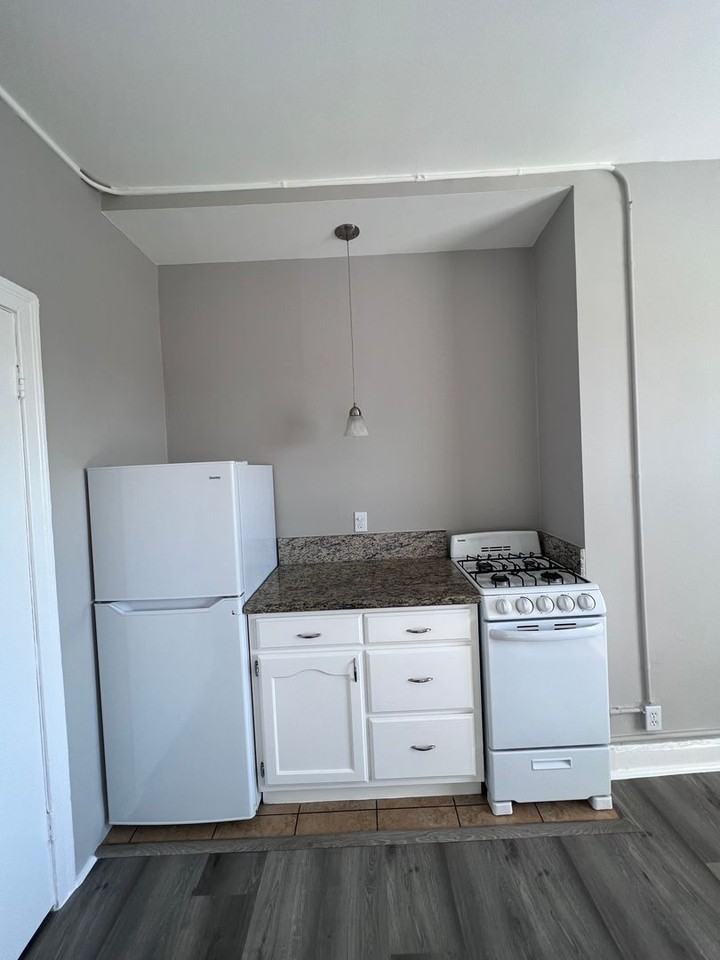 1626 N. Harvard Blvd. - Photo 2 of 31