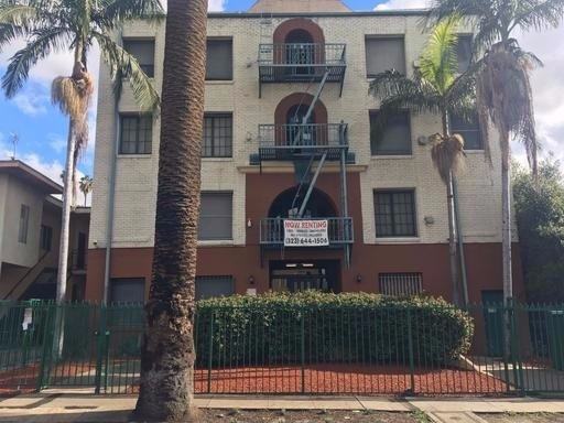 1626 N. Harvard Blvd. - Photo 7 of 31