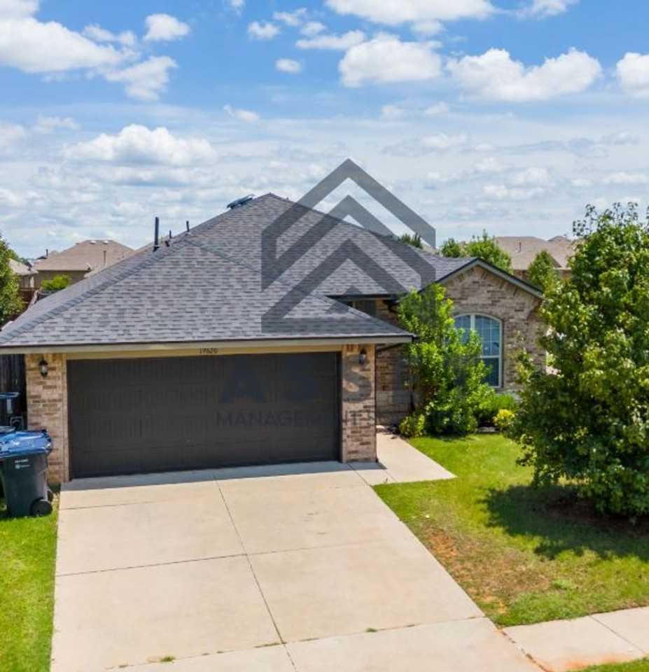 19620 Vivace Dr - Photo 3 of 32