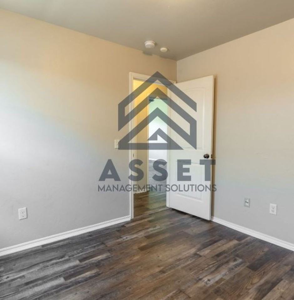 19620 Vivace Dr - Photo 7 of 32