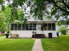 915 W 4th - Photo 1 of 1