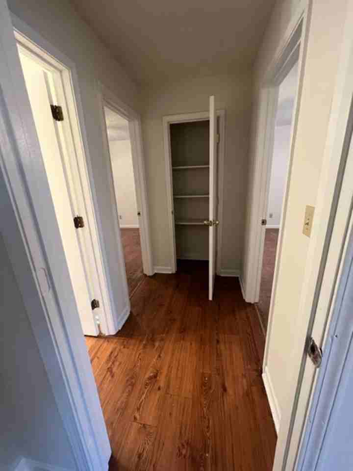 1292 Aiken Rd - Photo 5 of 8