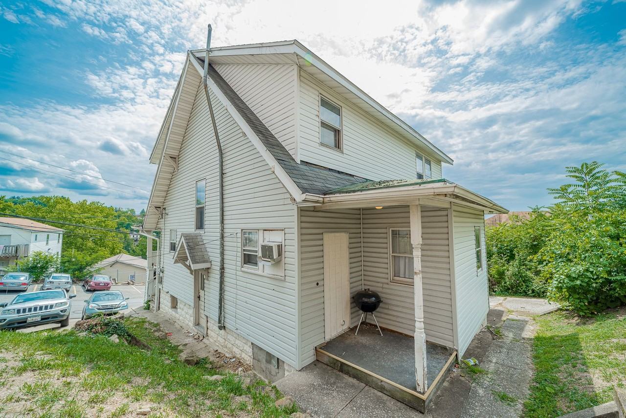 713 Price St - Photo 3 of 22