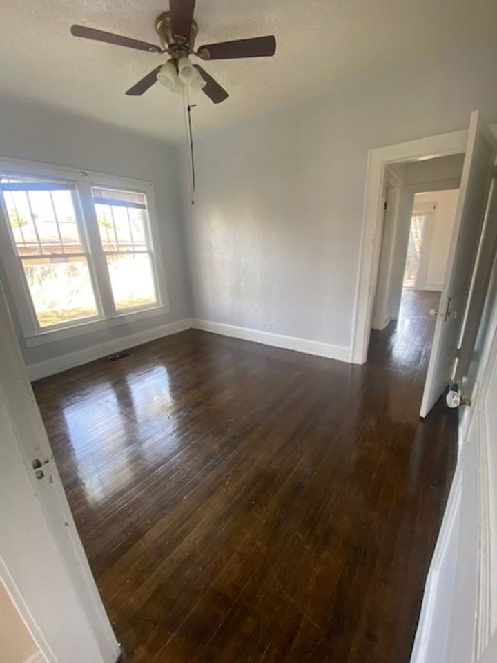 1014 West Rich Avenue - Photo 5 of 14