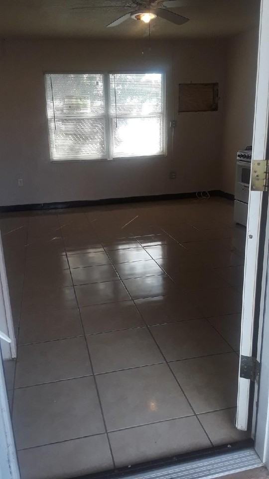 510 Silver St #1 - Photo 3 of 6