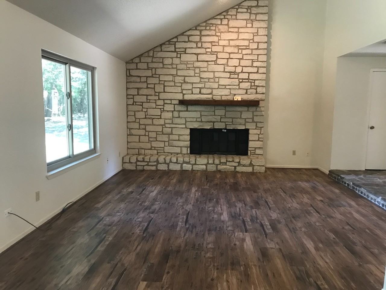 108 Stone Canyon Ct - Photo 4 of 14