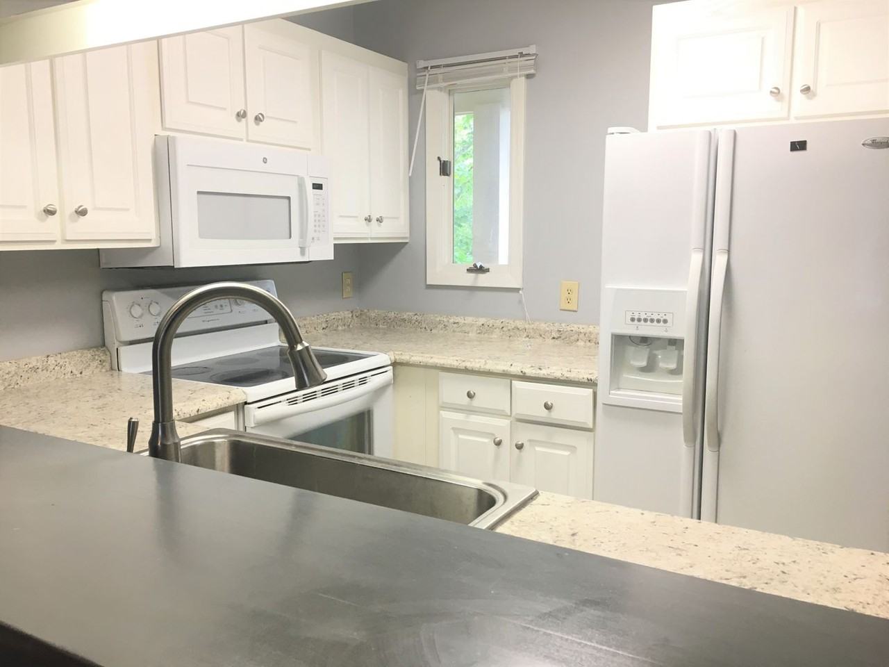 706 Martin Luther King Jr Blvd #G8 - Photo 5 of 34