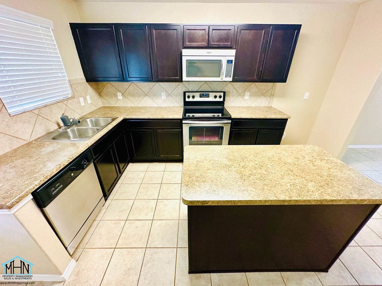 10930 Rustic Spoke - Photo 5 of 15