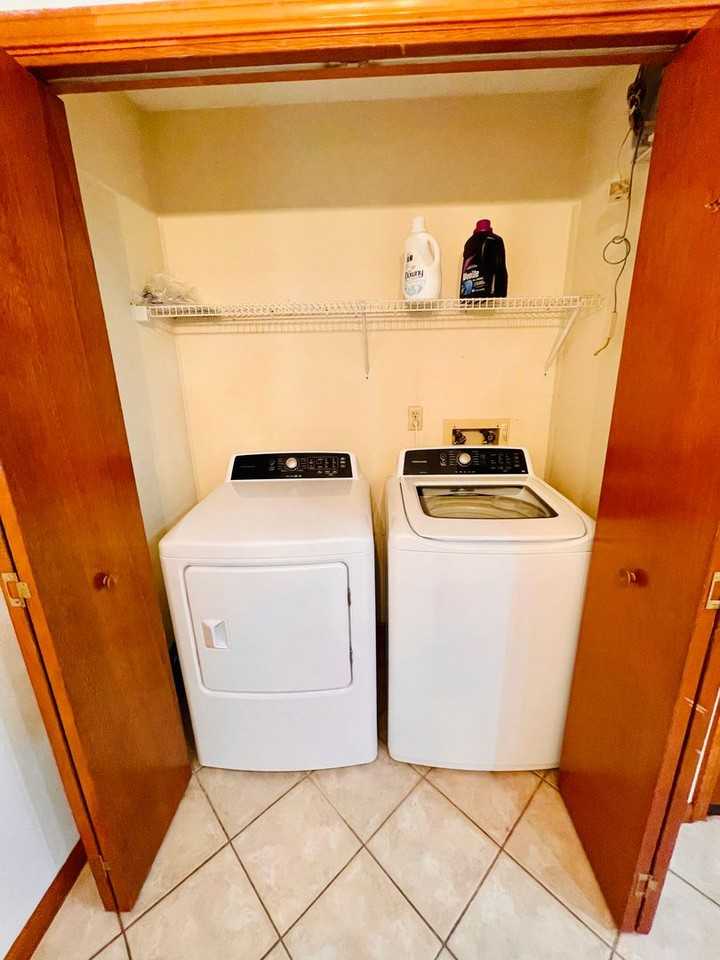 4112 Hollister Place - Photo 6 of 12