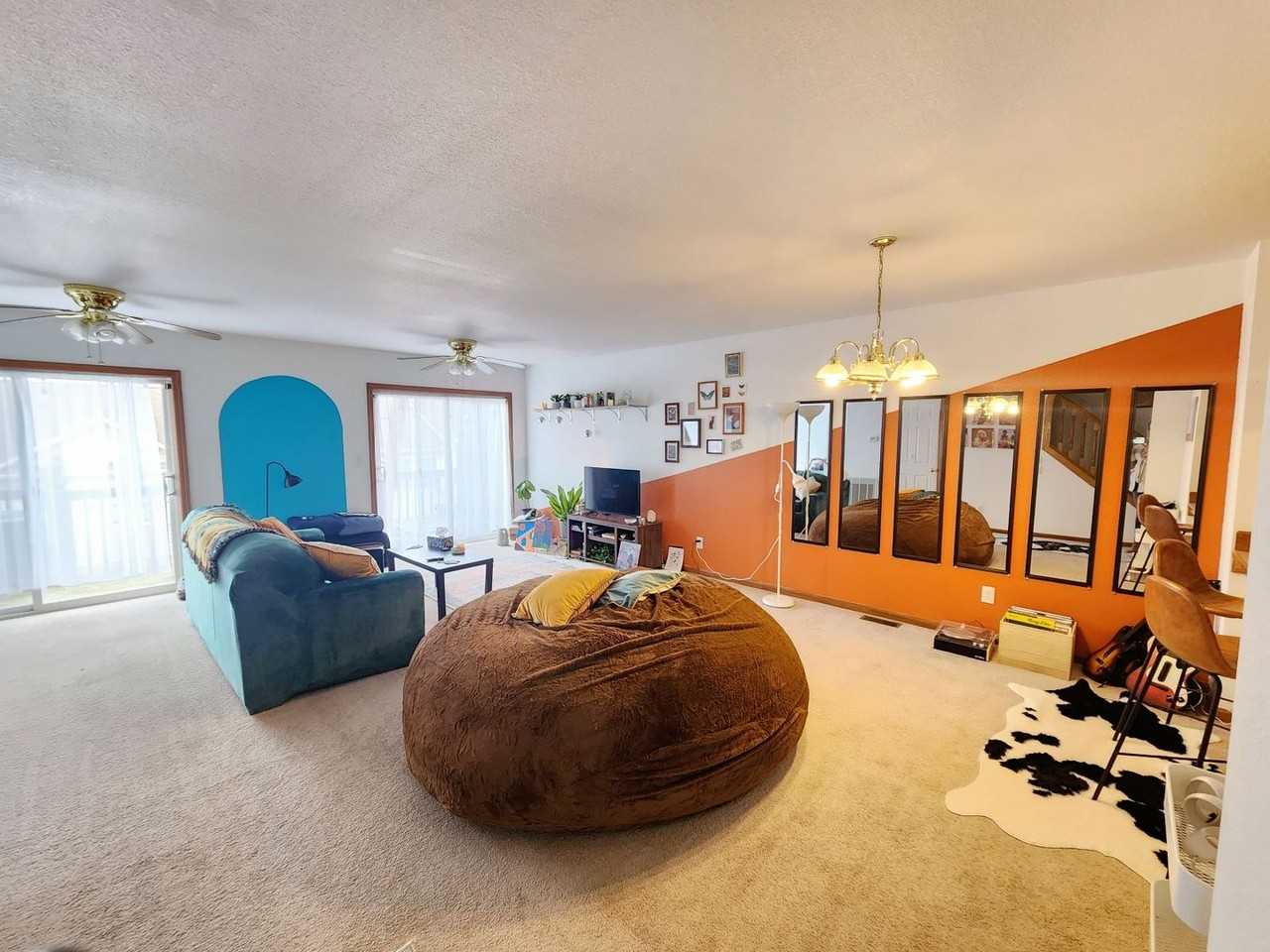 8 Hanna Ln - Photo 5 of 13