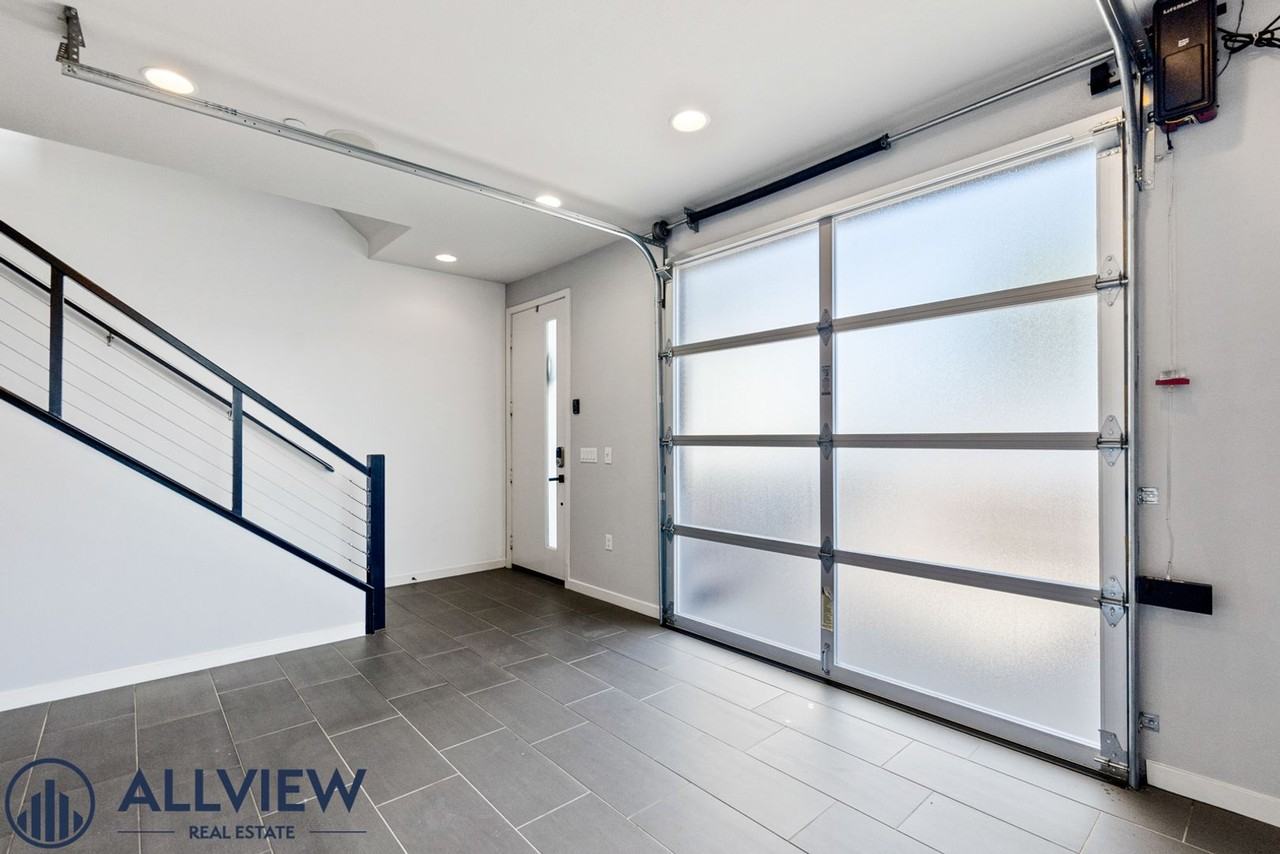 149 Mercer Way - Photo 6 of 41