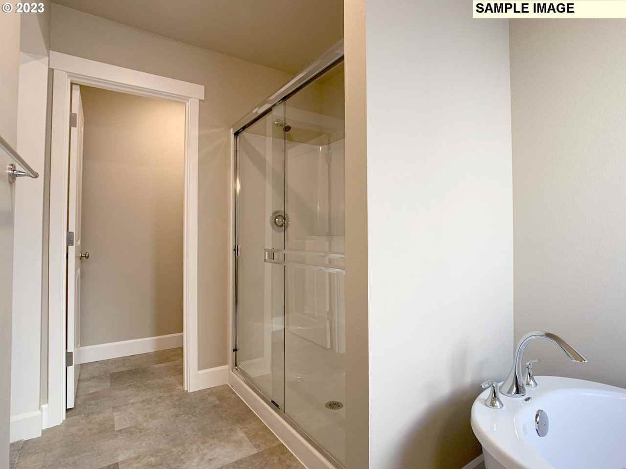 539 E Rosa Ave - Photo 6 of 32
