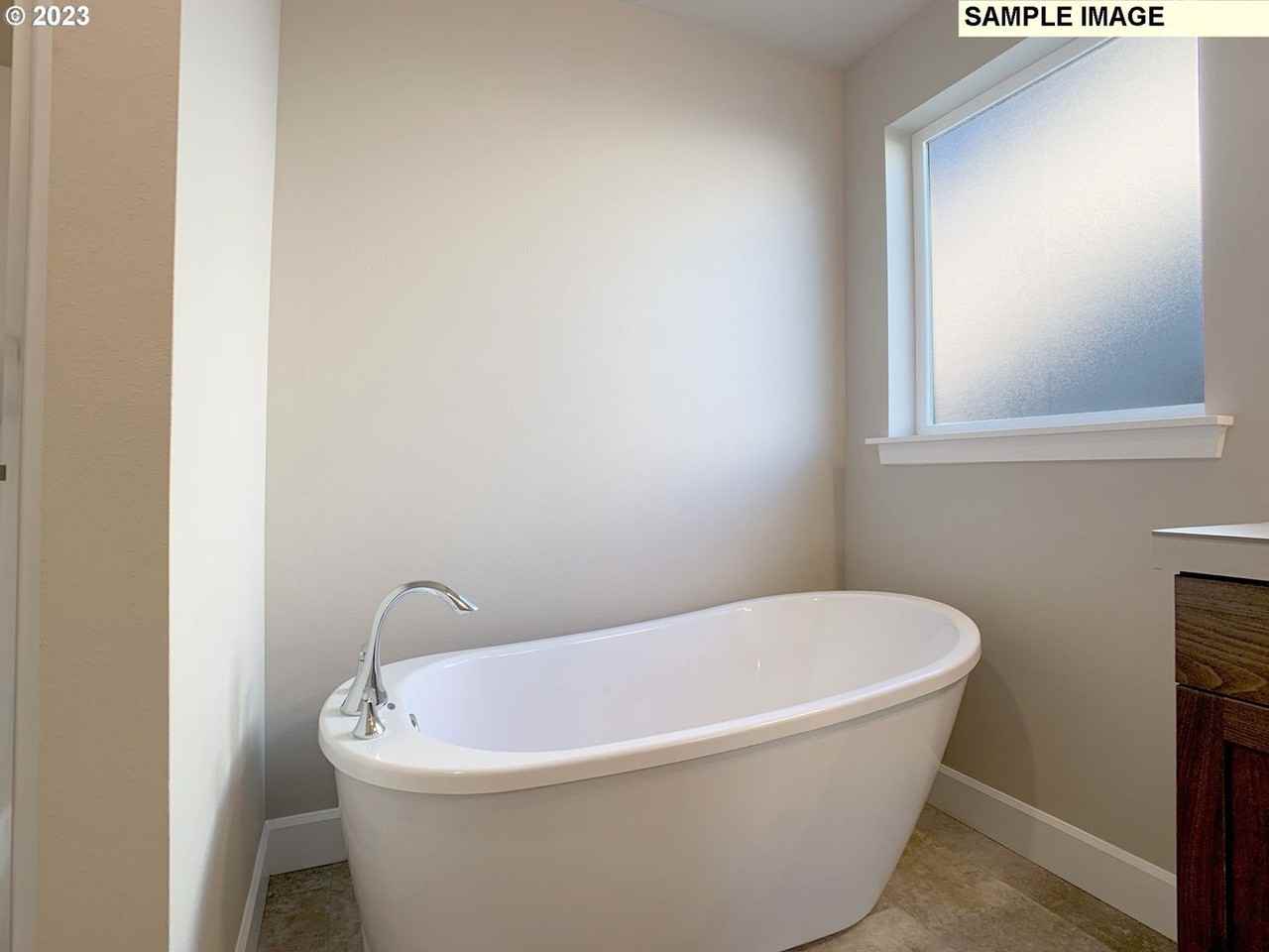 539 E Rosa Ave - Photo 7 of 32