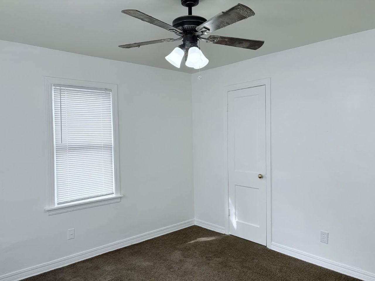 3000 Northwest 27th Street - Photo 6 of 19