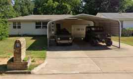 705 East Park Street - Photo 1 of 1