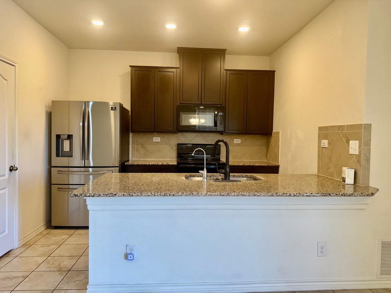 6116 Sunflower Path - Photo 5 of 21