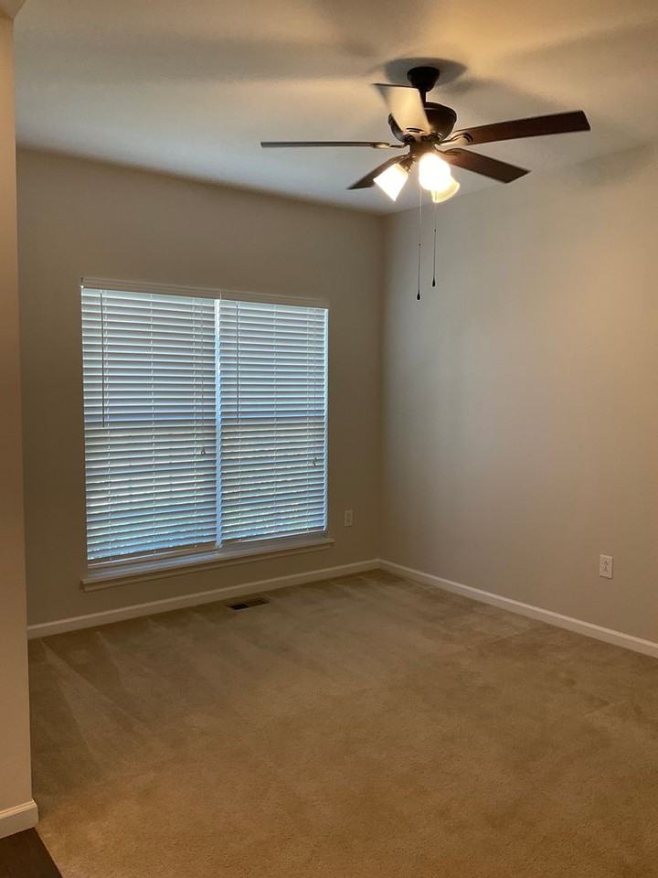 104 Forest Oaks Dr - Photo 3 of 26