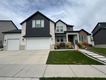 1738 W Woodland Rd - Photo 1 of 1