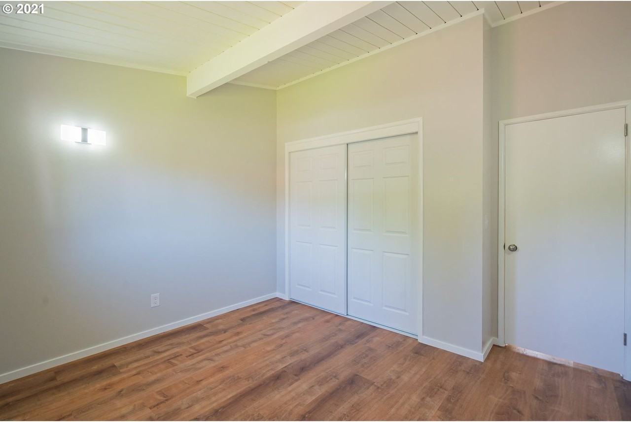 2711 Northwest Madrona Street - Photo 2 of 27