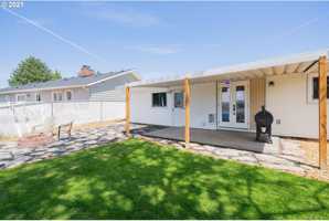 featured image of 2711 Northwest Madrona Street