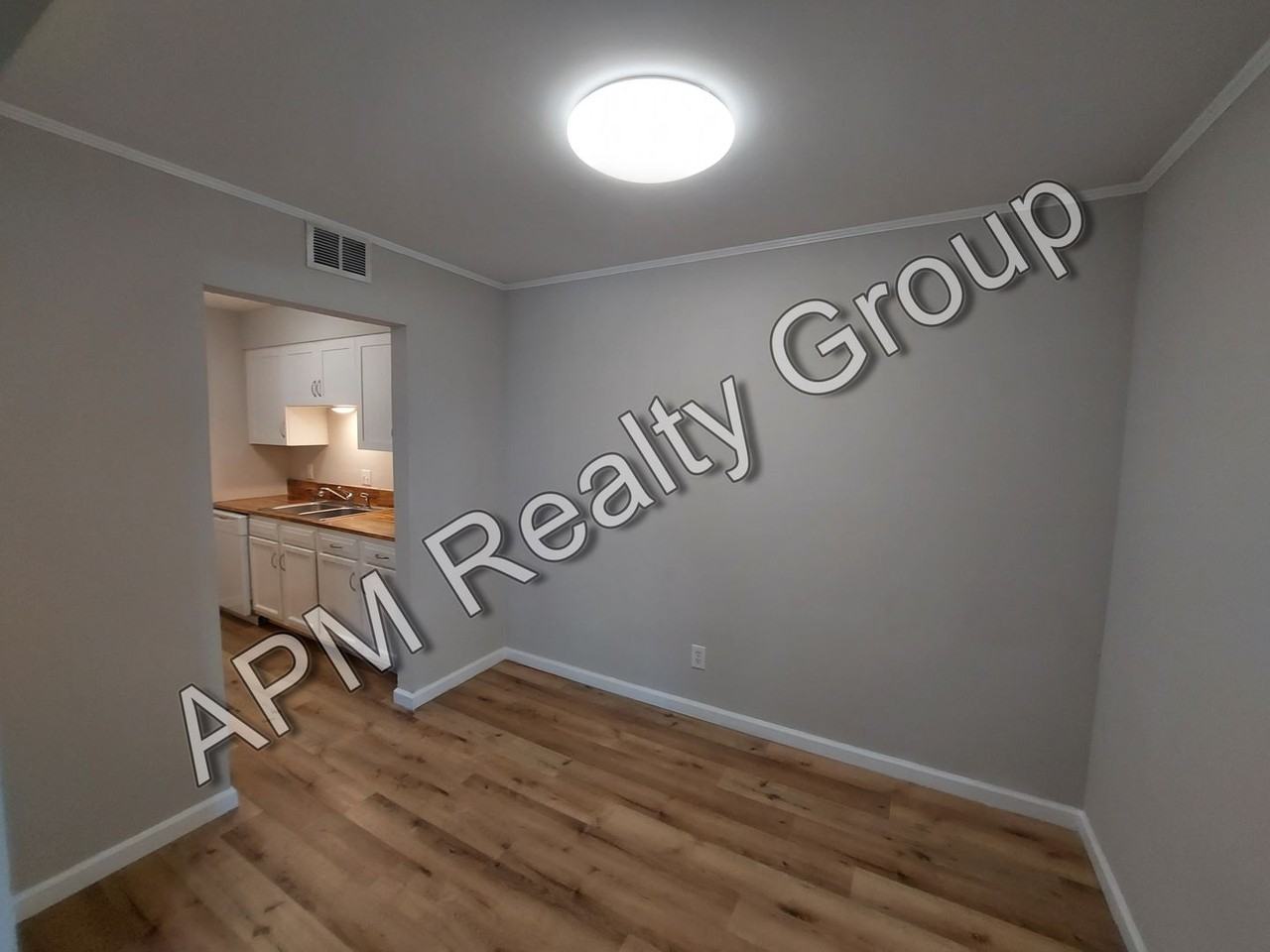 3938 Eureka St - Photo 7 of 10