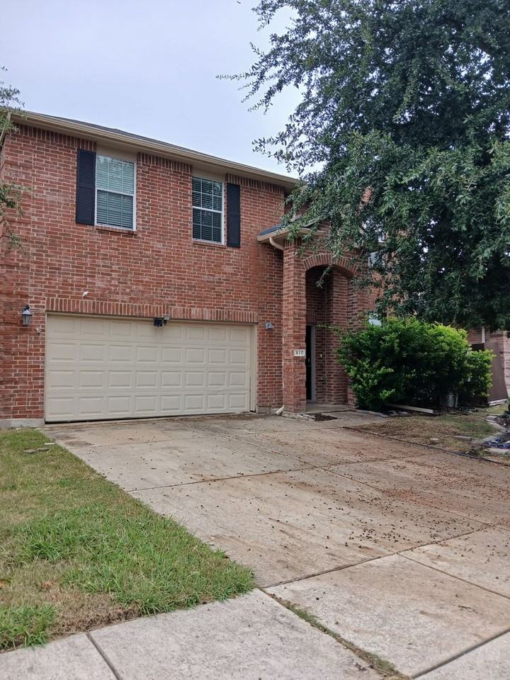 517 Grant Lane - Photo 2 of 40