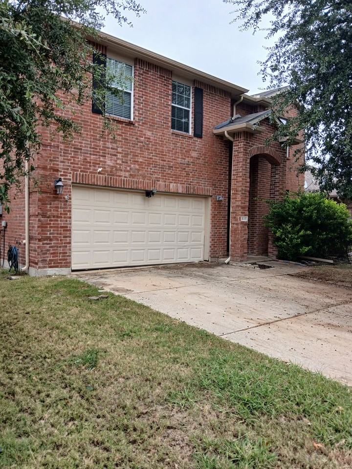 517 Grant Lane - Photo 3 of 40