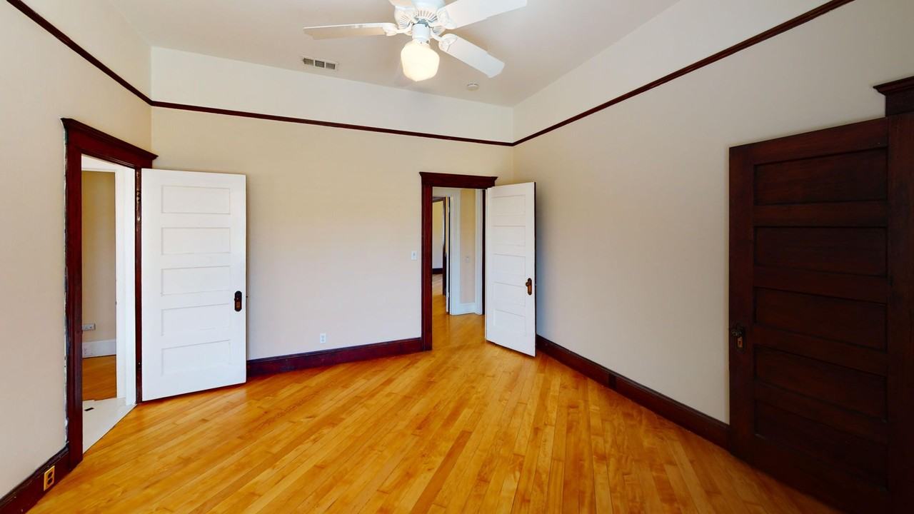 664 Monterey St - Photo 7 of 18