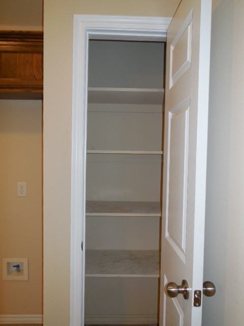 1421 Teakwood Dr - Photo 7 of 23