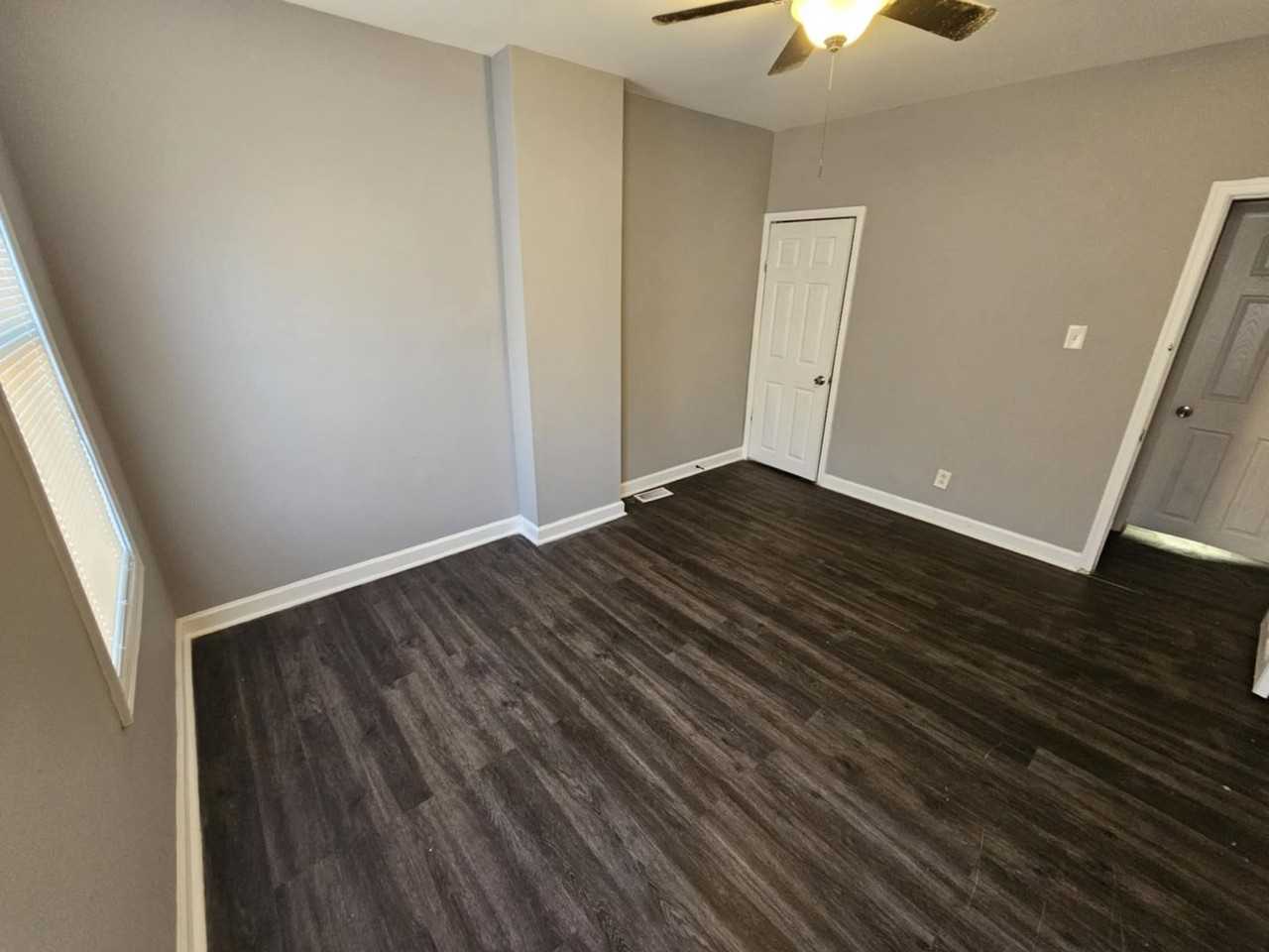 1349 Ward St - Photo 7 of 15