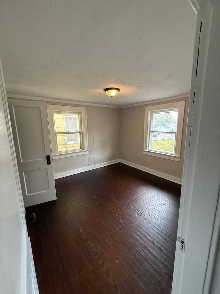 3417 Smith Street - Photo 7 of 11