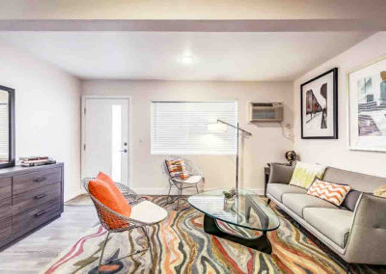 501 S 10th Street - Photo 5 of 13