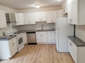 424 W Cadbury Dr - Photo 1 of 1