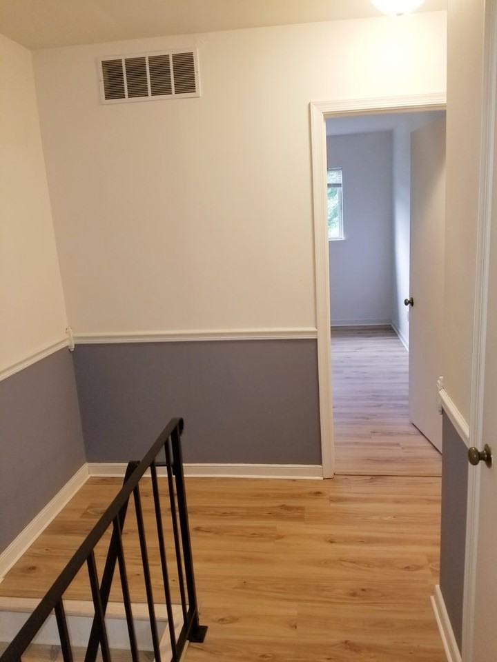 424 W Cadbury Dr - Photo 7 of 18