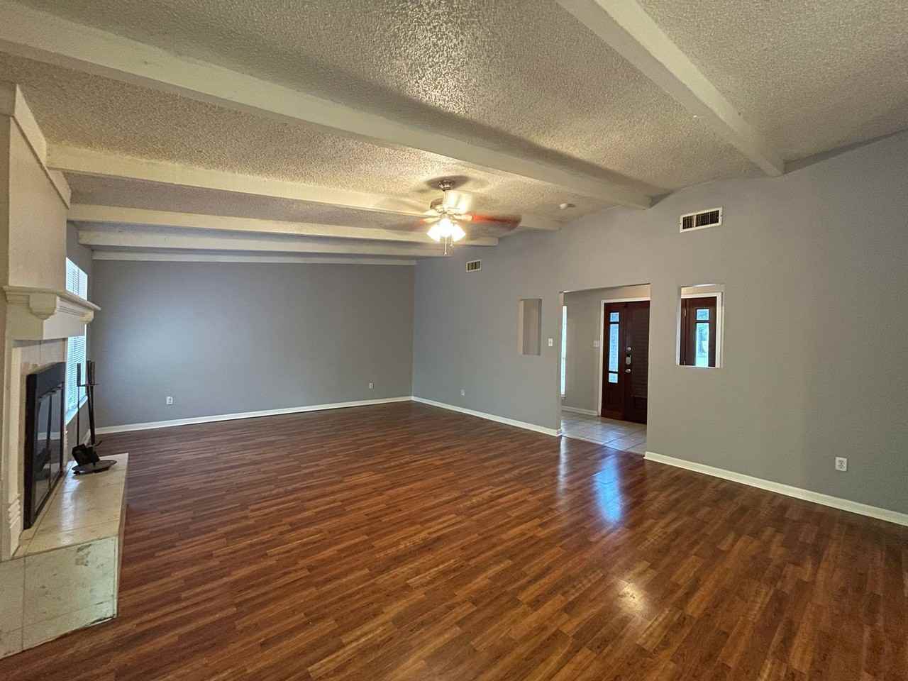 1404 E Vardeman Ave - Photo 5 of 23