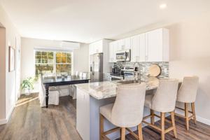 featured image of 94 N Bridebrook Rd