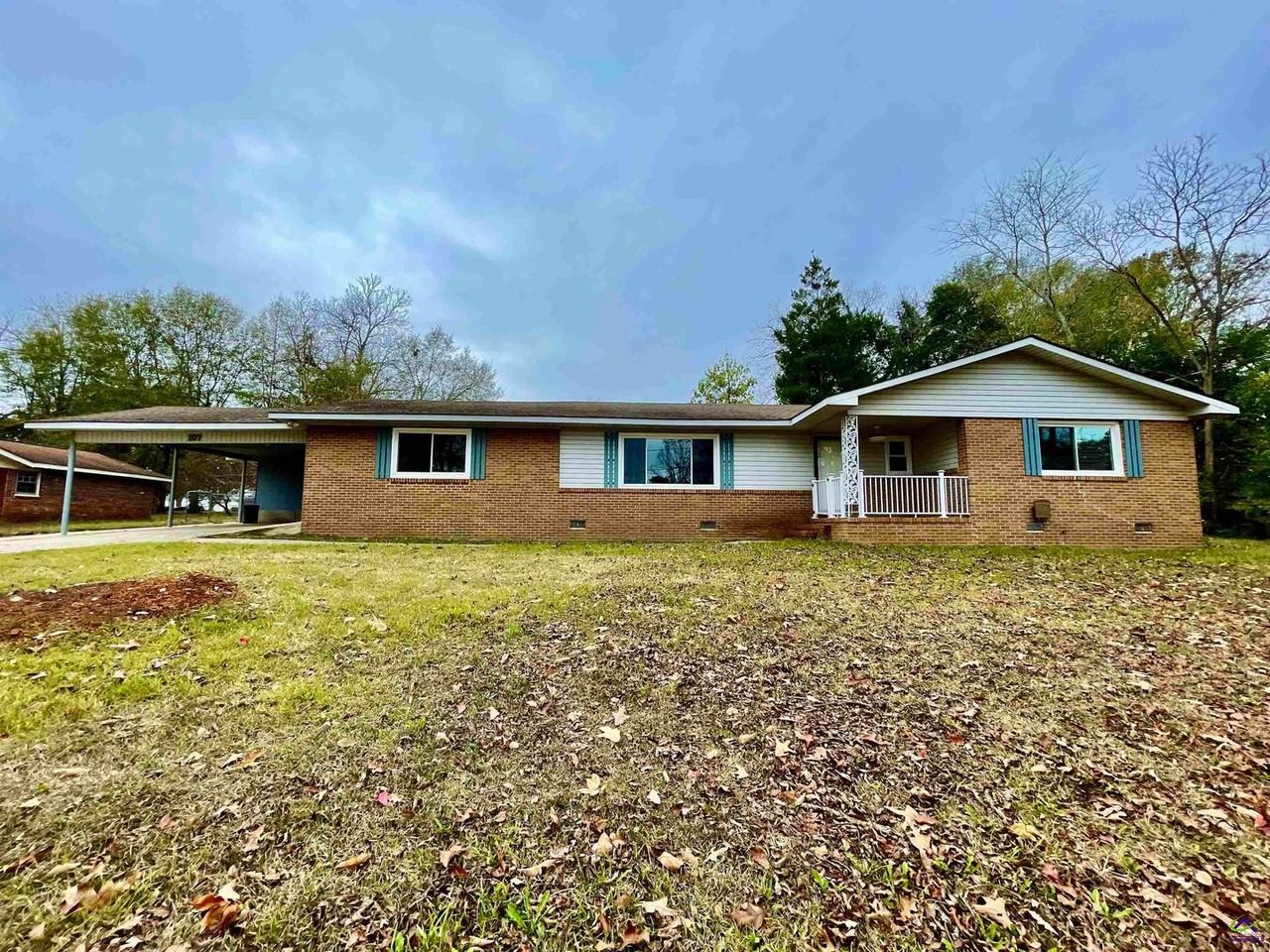 107 Evelyn Drive - Photo 3 of 33