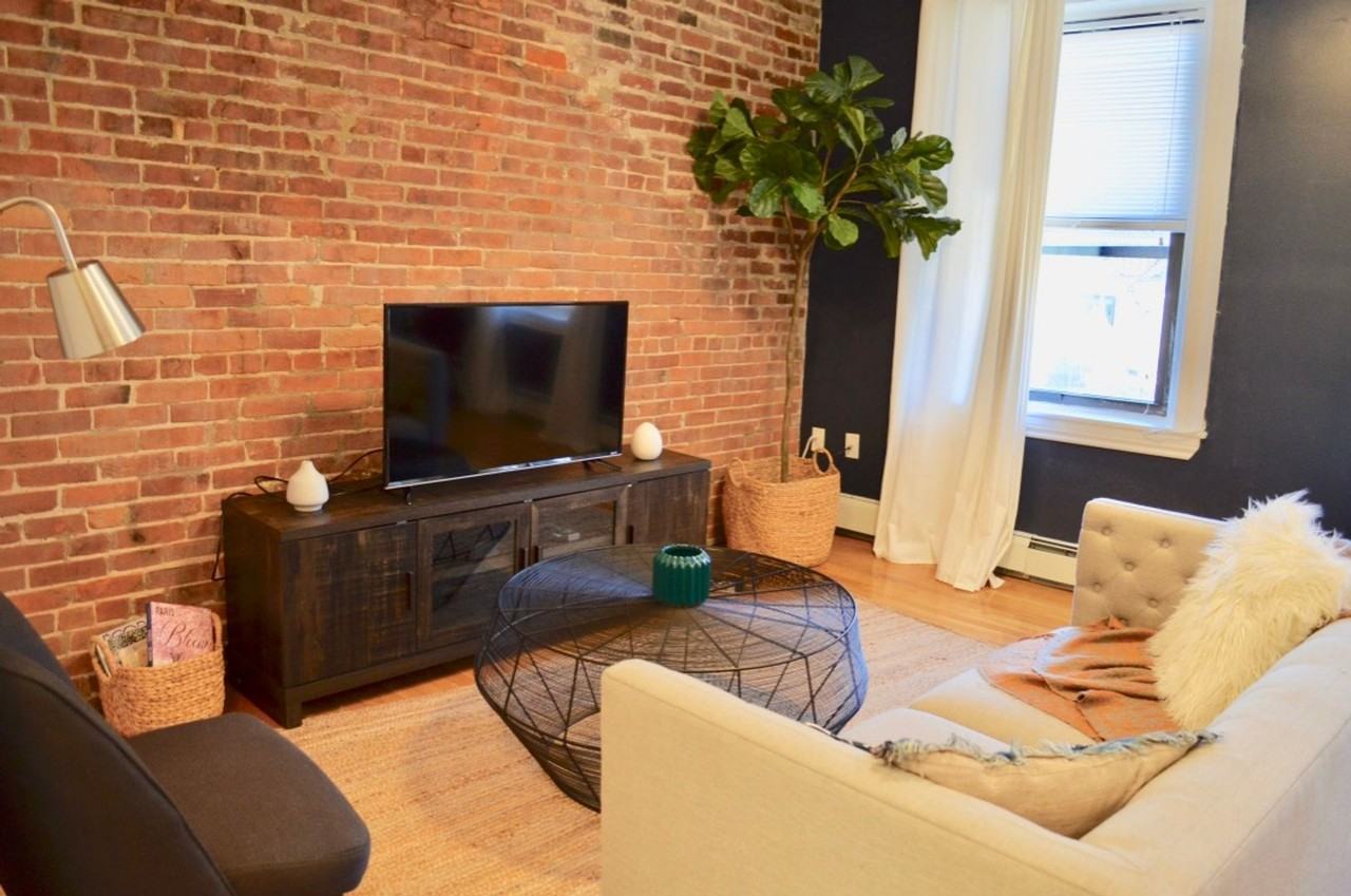 40 E Springfield St - Photo 6 of 18