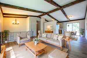 featured image of 14440 Weir Cir