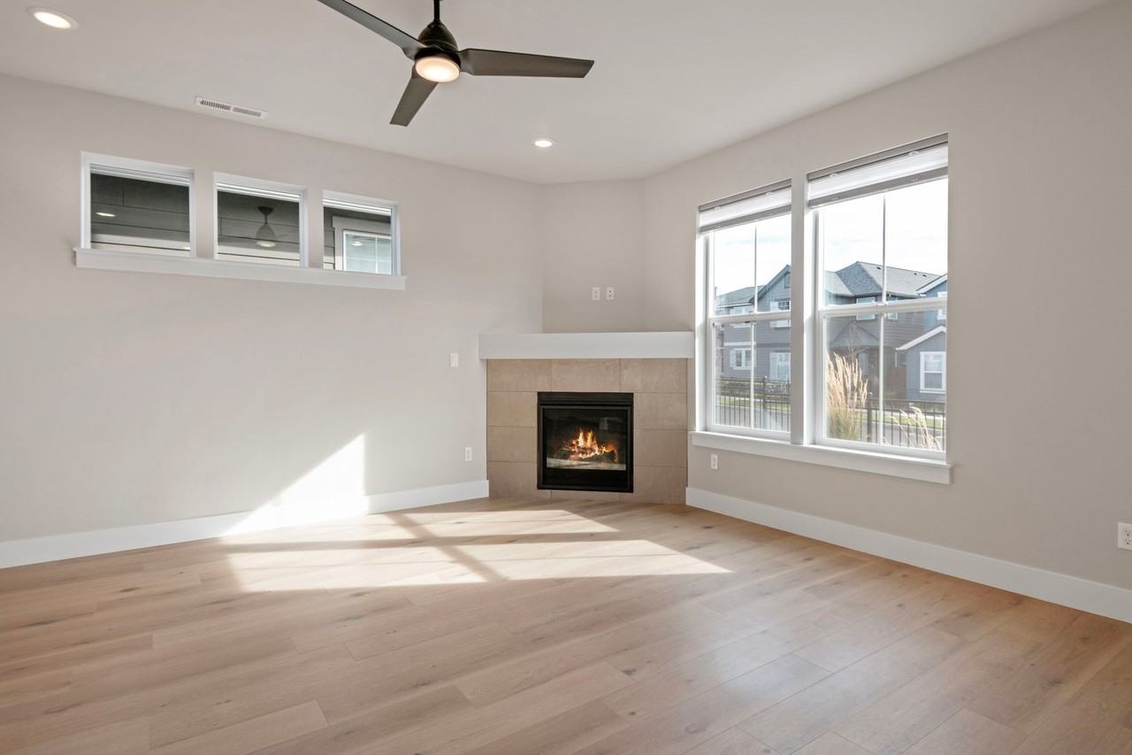 20852 Se Denver Dr - Photo 4 of 27