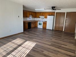 featured image of 1720 N Grandview Ln