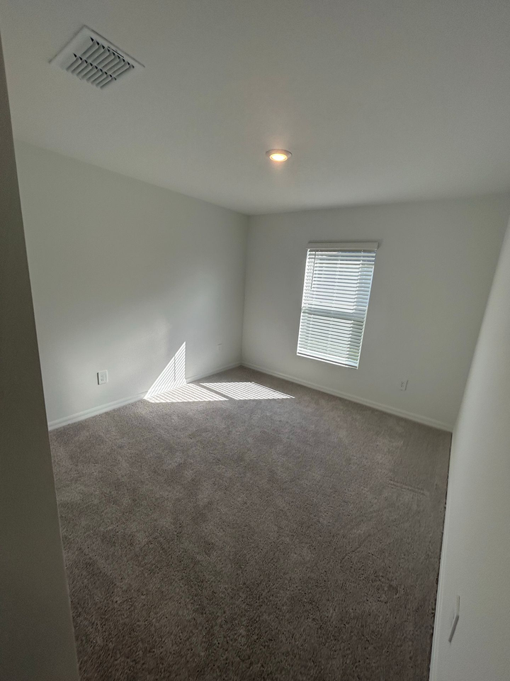 2113 Albatross Nest Dr - Photo 5 of 12