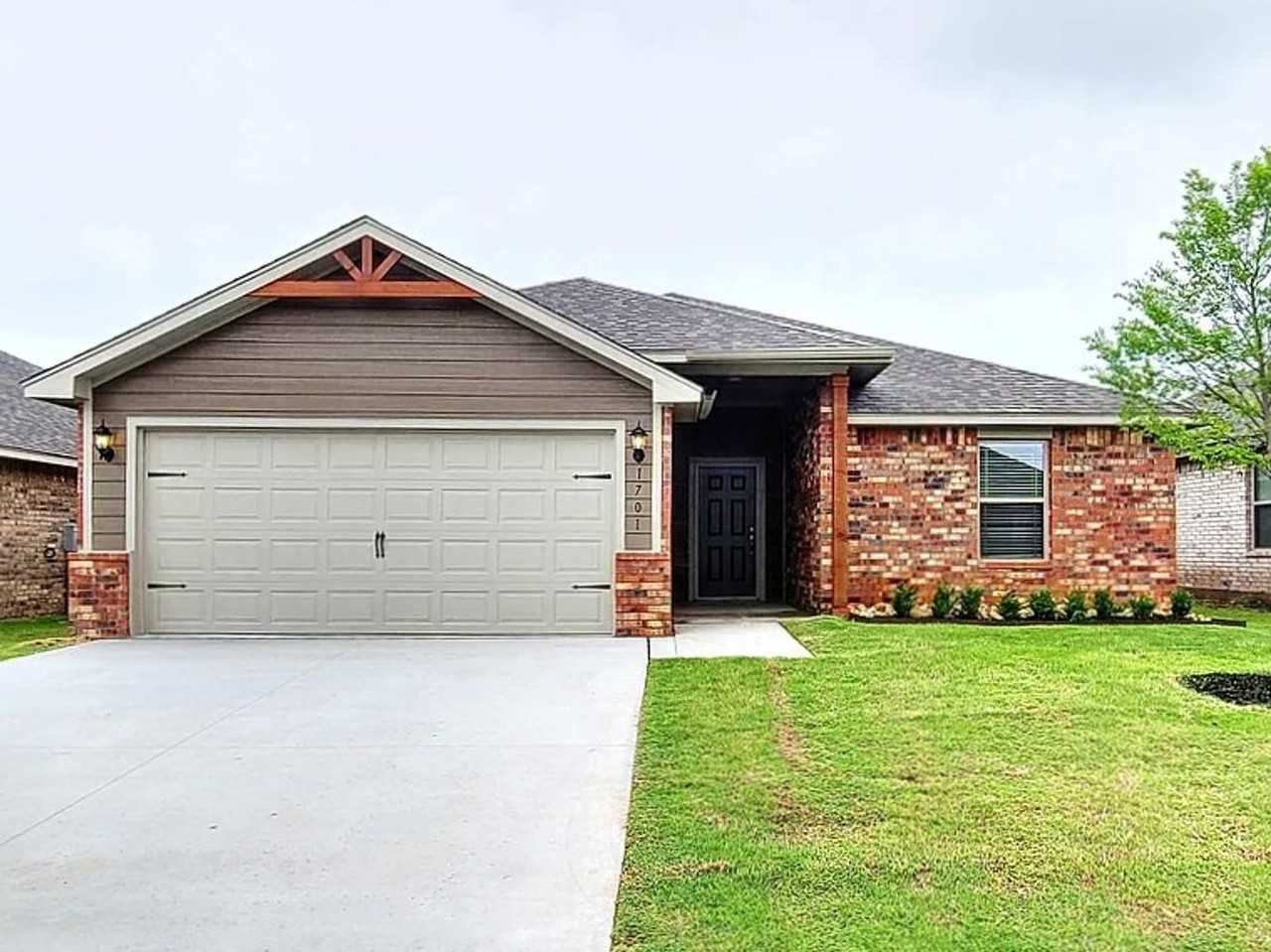 1701 Crimson Lake Boulevard