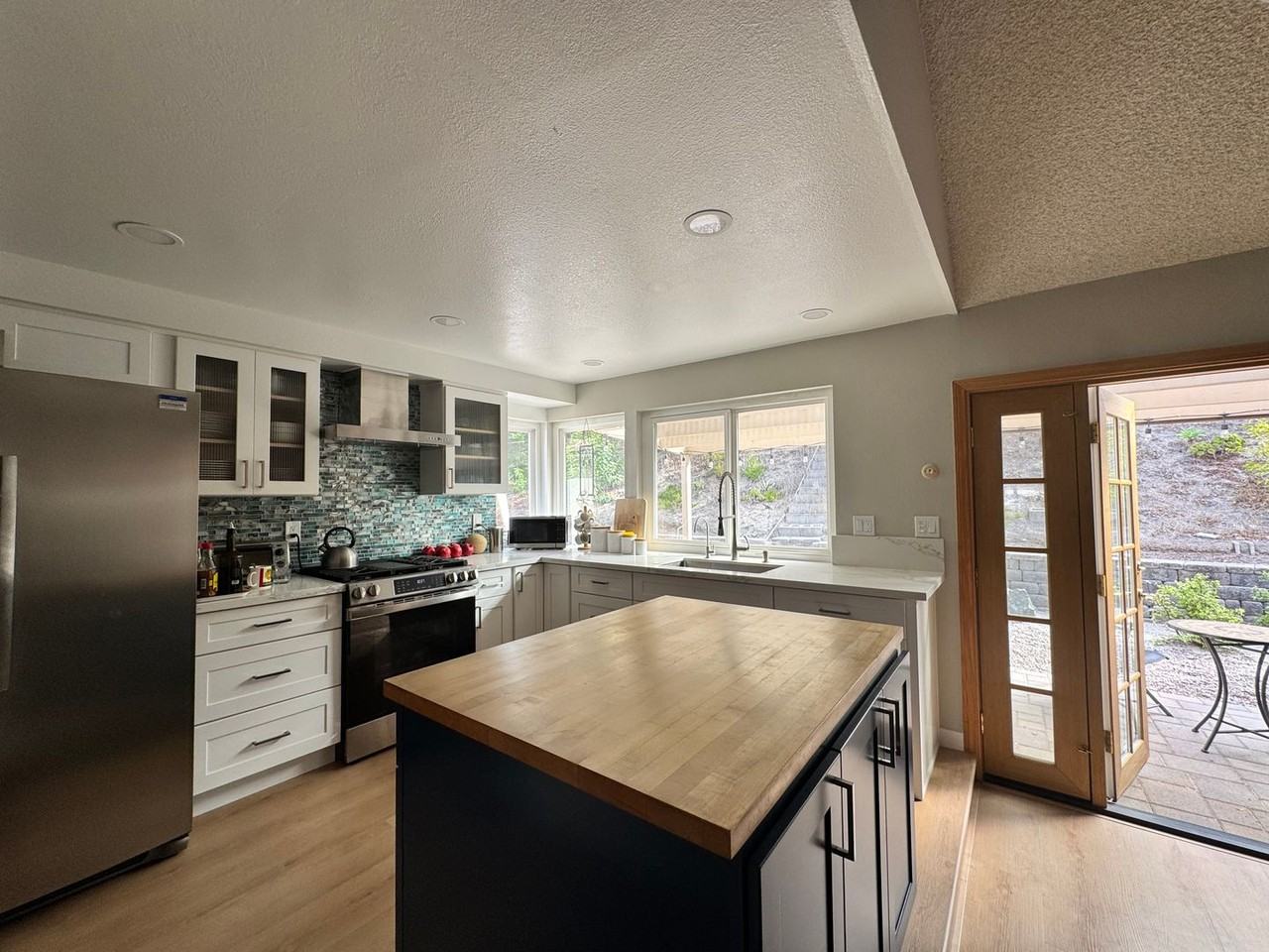 5443 Mantua Court - Photo 5 of 28