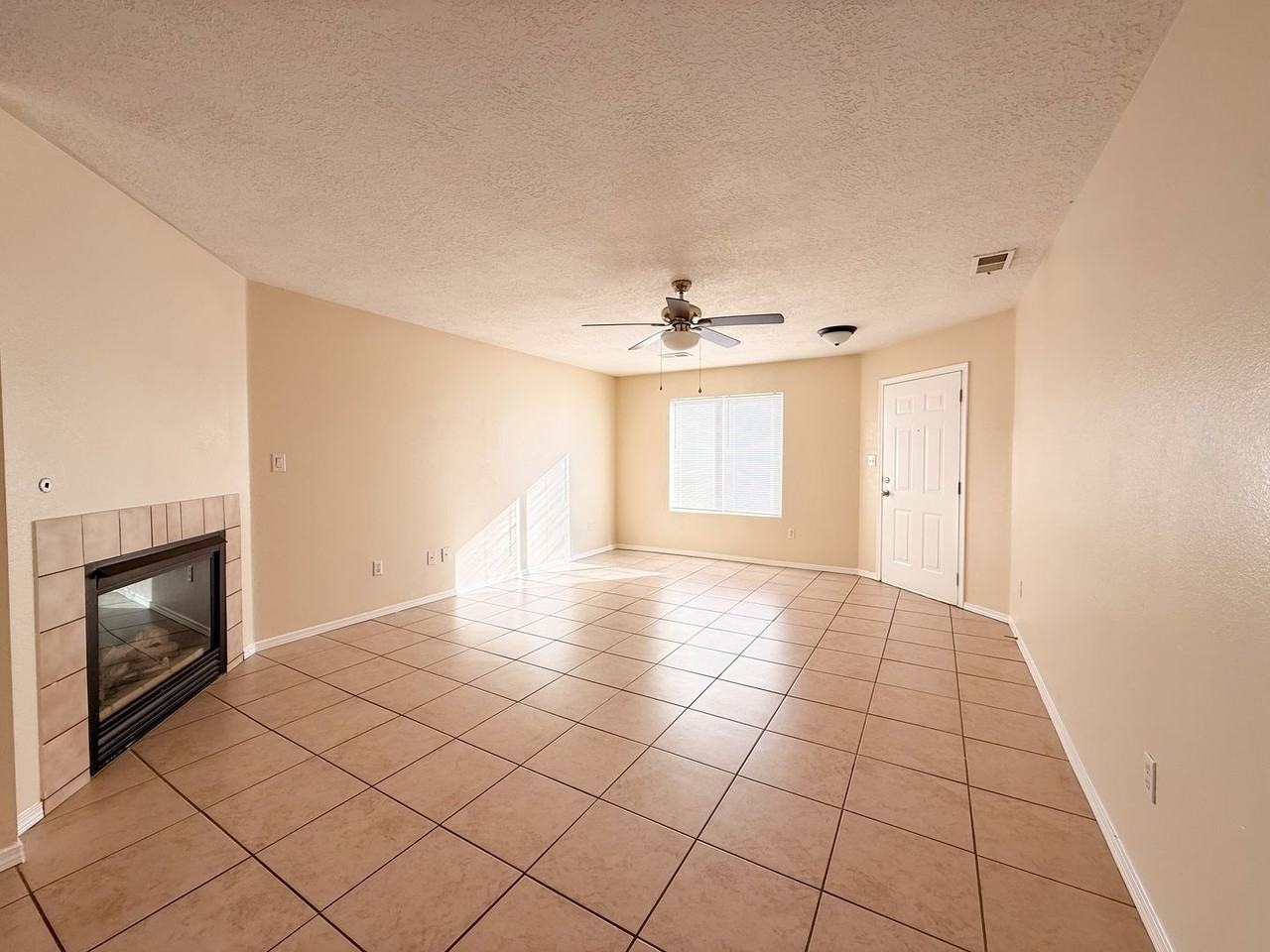 11505 Medicine Bow Pl Se - Photo 2 of 18