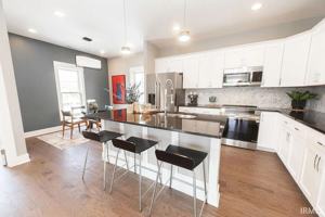 featured image of 1550 S Piazza Dr