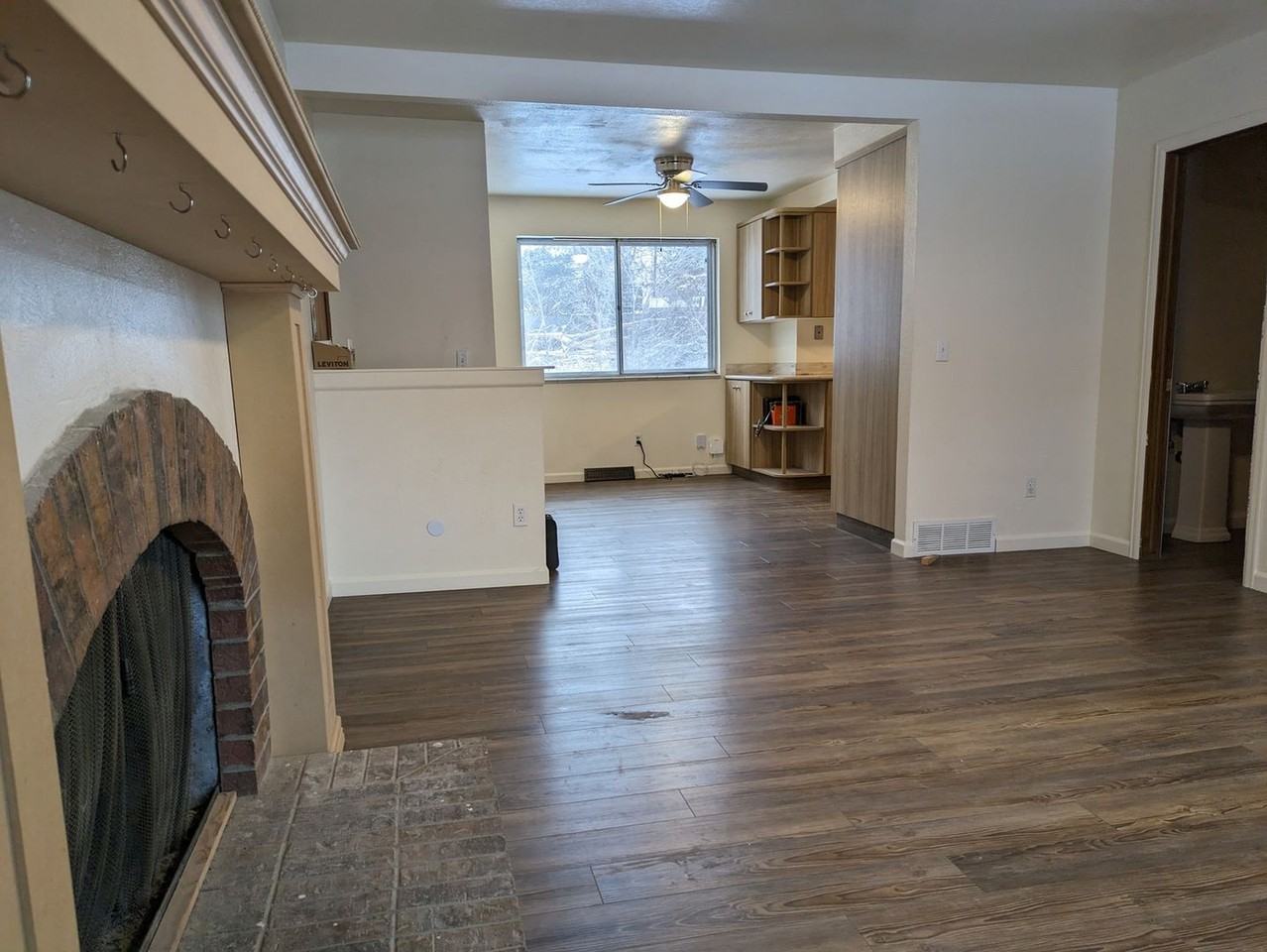 11065 Pinyon Dr - Photo 4 of 24