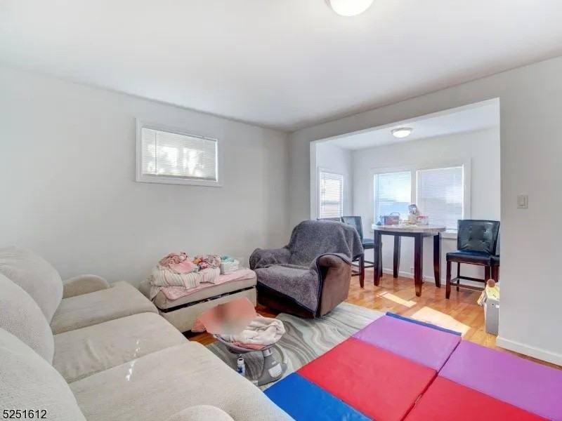 1210 Roselle St #NA - Photo 2 of 7